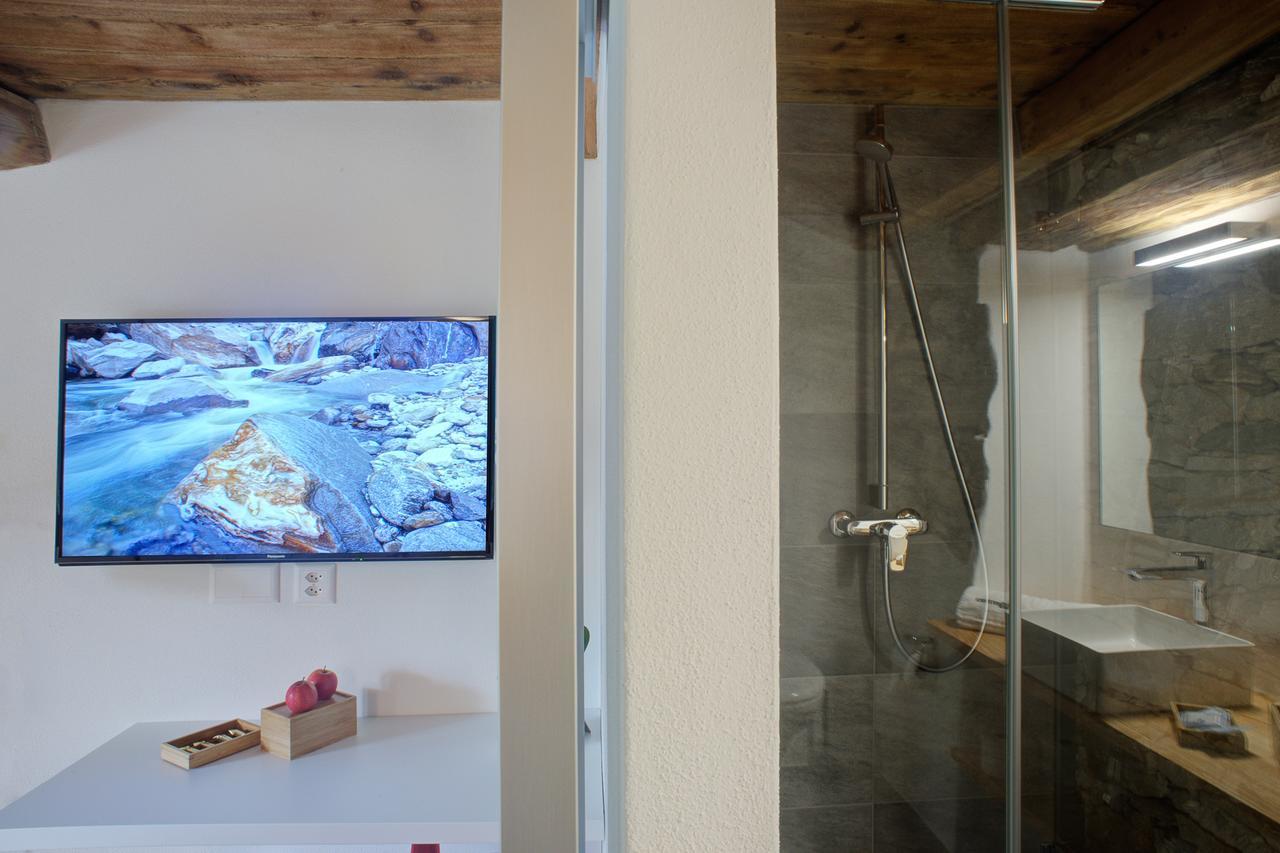 Myverzasca Resort Ai Piee Brione  Εξωτερικό φωτογραφία